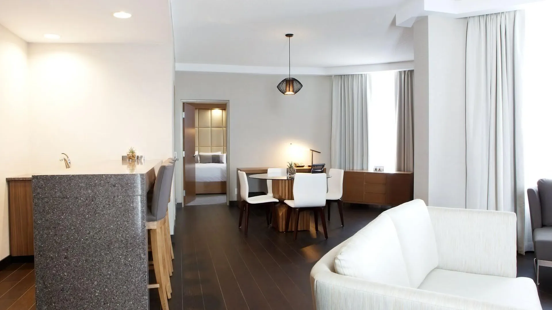 ****  Grey Eagle Resort Calgary Canada